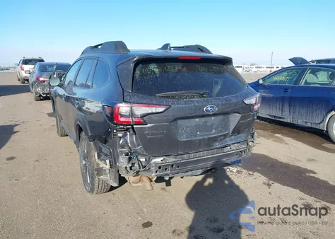 2025 Subaru Outback Onyx Edition z USA, uszkodzony, nr VIN 4S4BTALC5S3250536